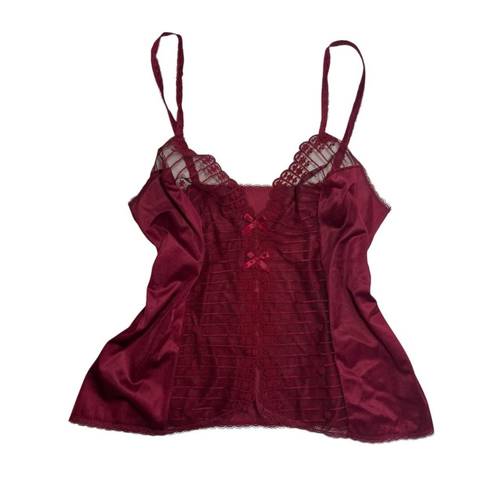 2000s pretty burgundy lace bow top